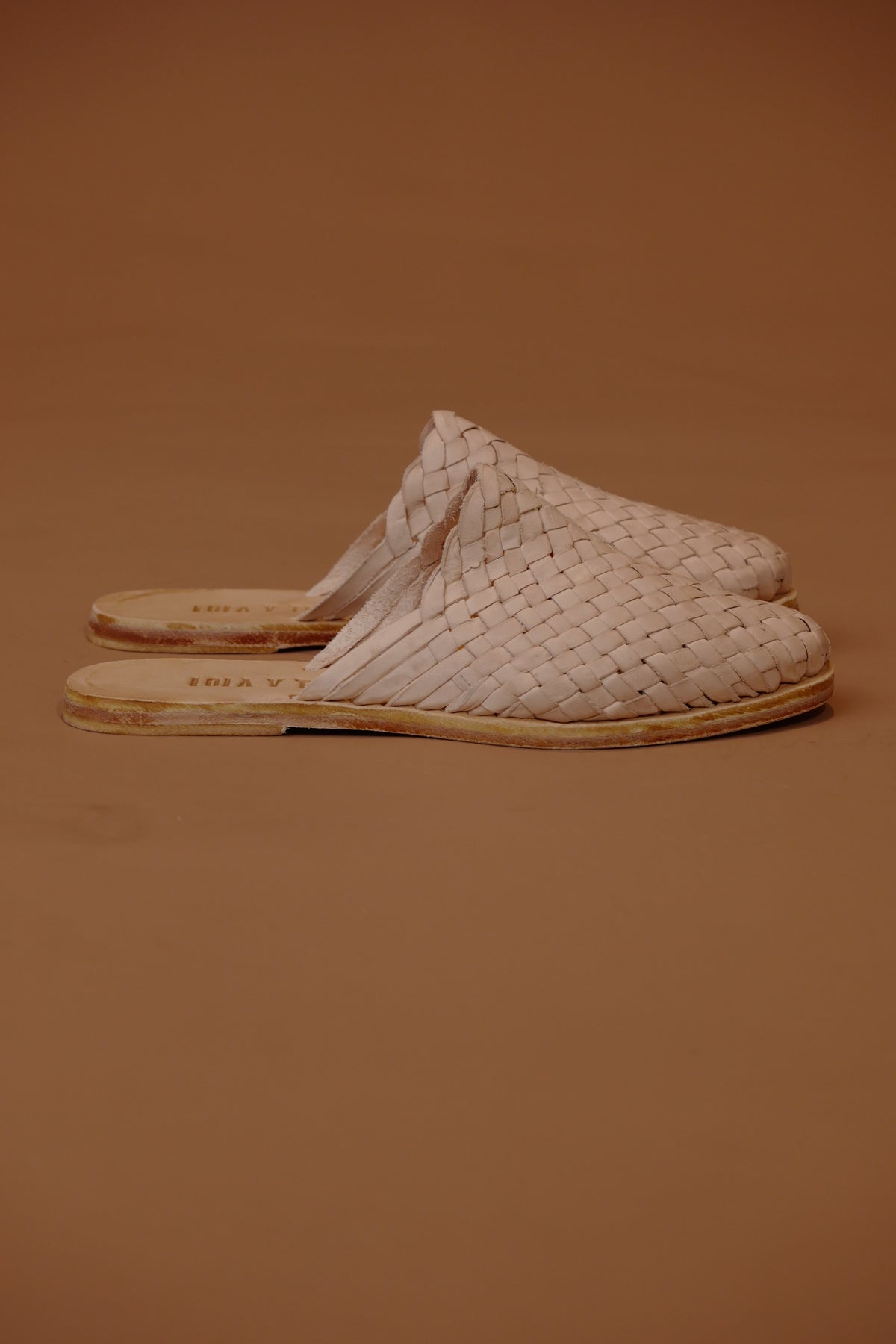 Hand Woven Leather Slides Cream