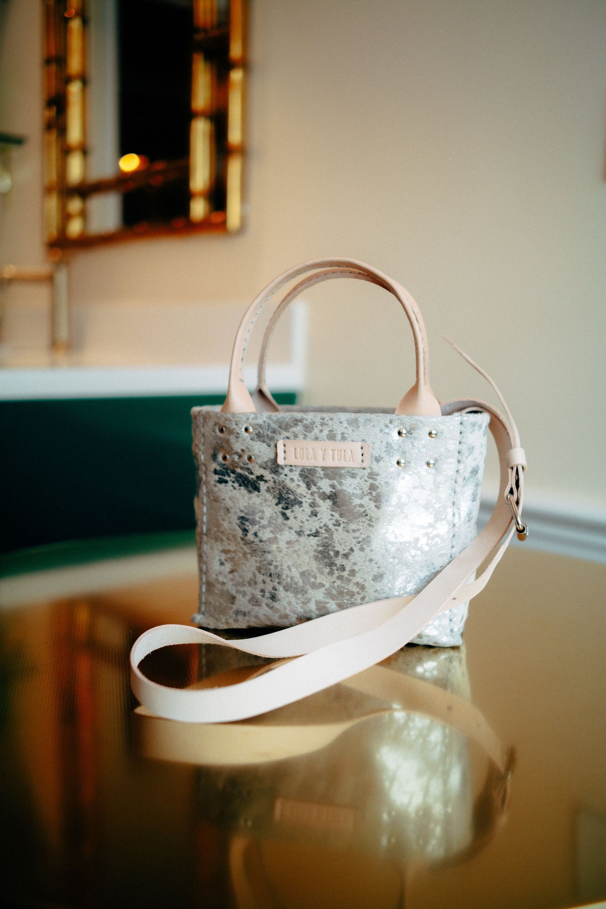Alejandra 'Chica' Crossbody Tote // Silver