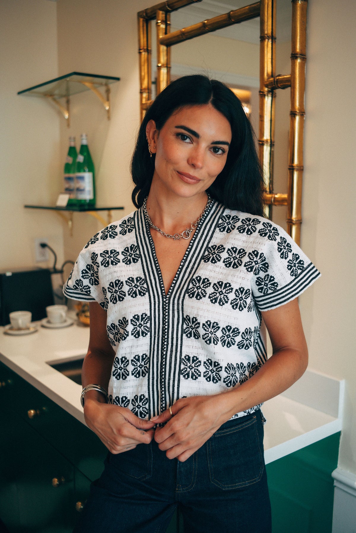 GARDENIA FLORAL V-NECK // WHITE + BLACK