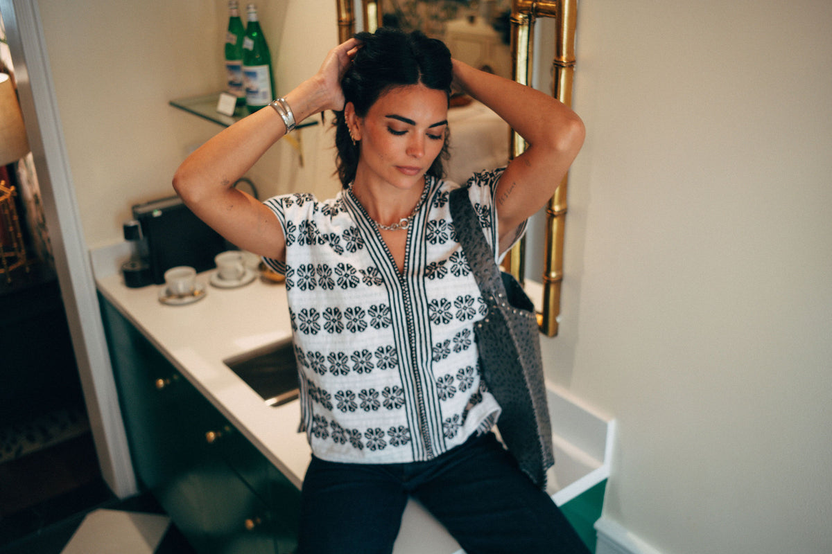 Rebeca Shoulder Bag // Ostrich