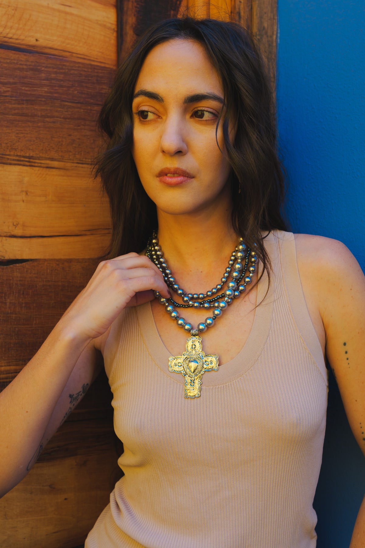 La Madonna Bib Necklace Gunmetal Gray