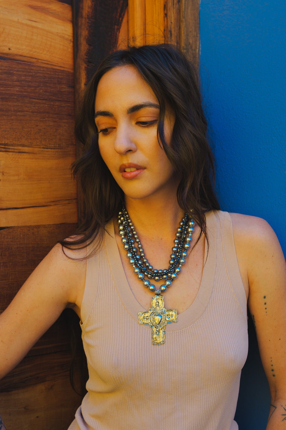 La Madonna Bib Necklace Gunmetal Gray