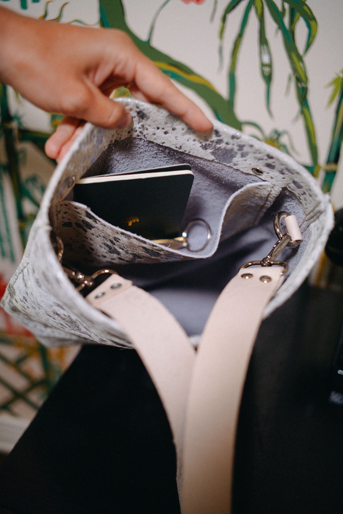 Joaquin Tote // Silver